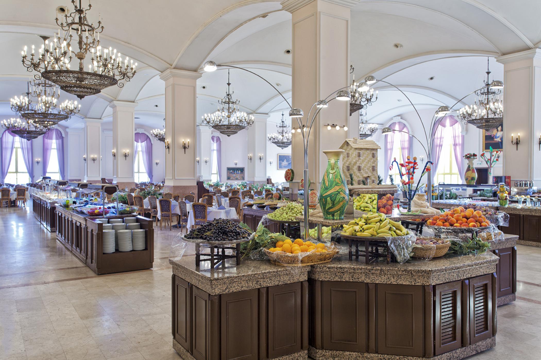 Kremlin Palace Antalya Exterior photo The buffet at the Grand Hotel